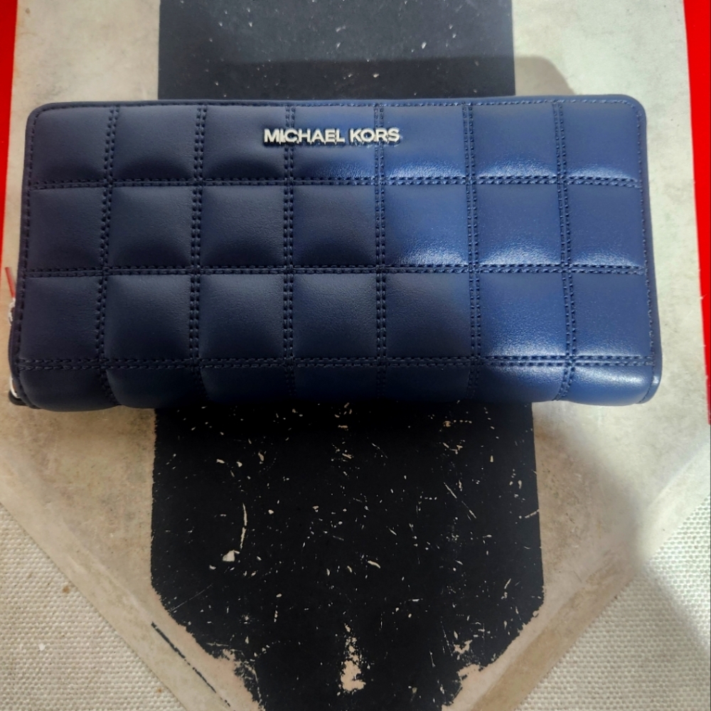 Michael Kors Navy Continental Wallet